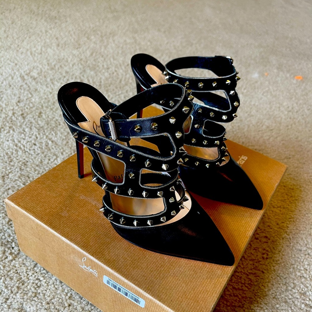 Christian Louboutin Tchicaboum BRAND NEW Size 40